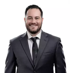 Jordan Howard, London, Real Estate Agent